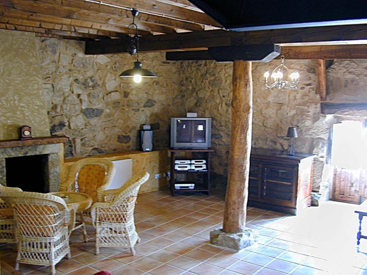 Casa Rural La Tablilla Y La Terraza Navalperal de Tormes エクステリア 写真