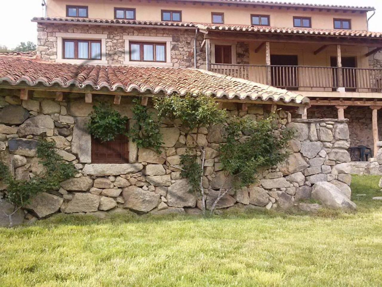 Casa Rural La Tablilla Y La Terraza Navalperal de Tormes エクステリア 写真