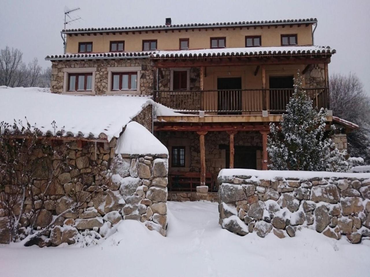 Casa Rural La Tablilla Y La Terraza Navalperal de Tormes エクステリア 写真